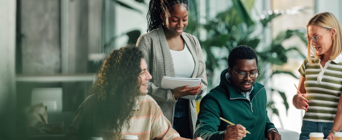 Coworking à taille humaine vs grands espaces : Le match