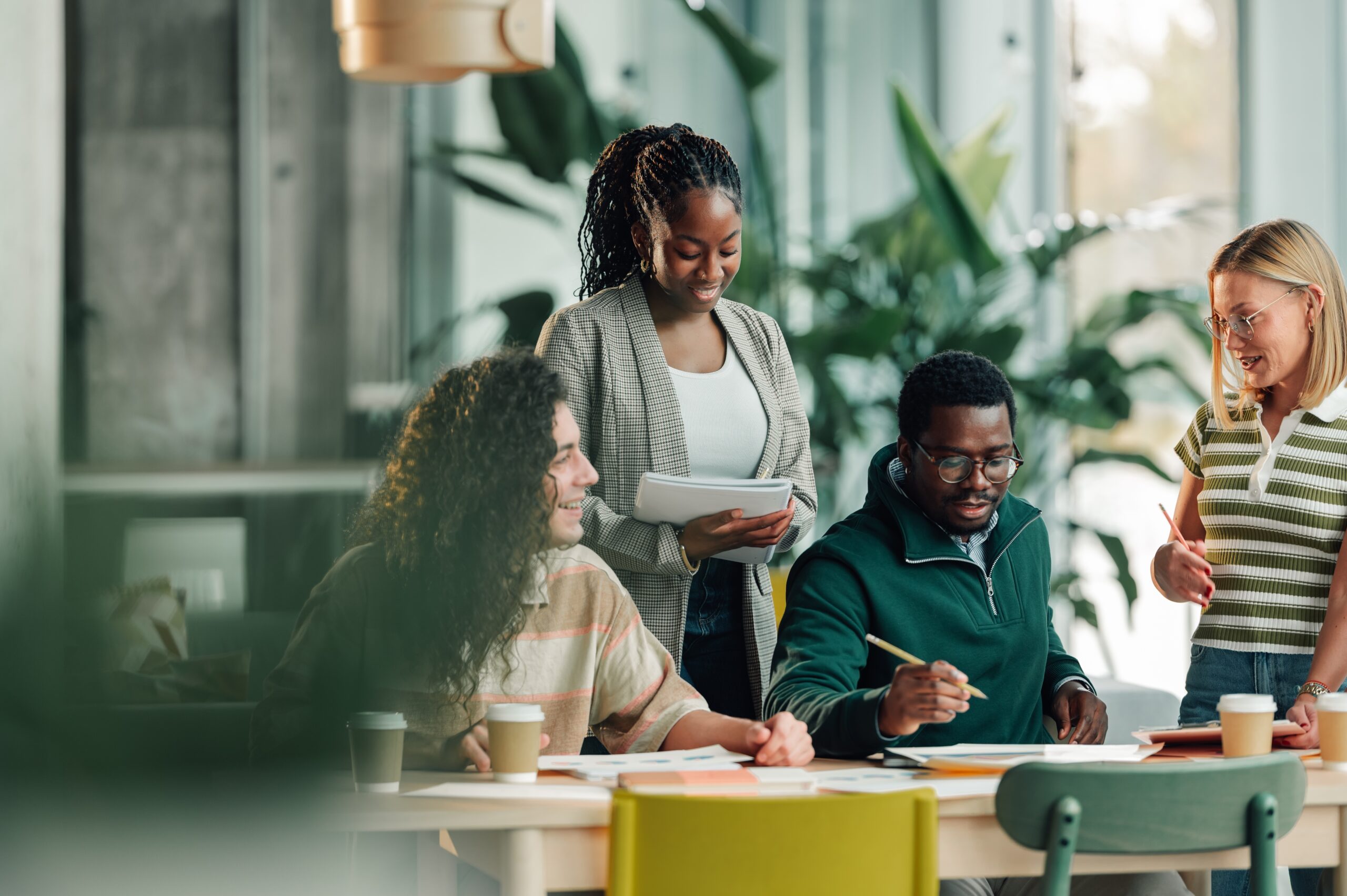 Coworking à taille humaine vs grands espaces : Le match